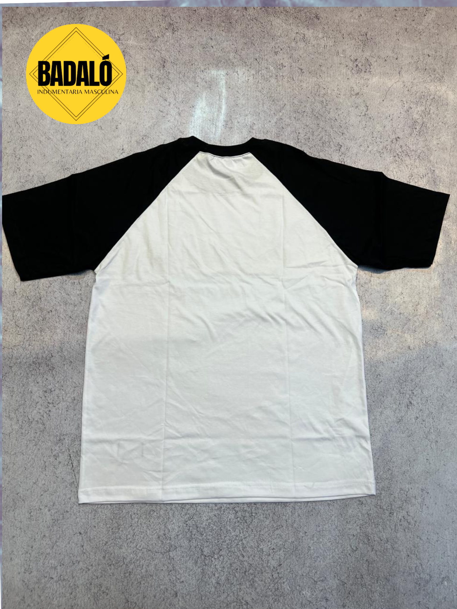 Feeling Remera Blanca Mangas Negras - 3 CUOTAS SIN INTERES - cod 139 - Image 3