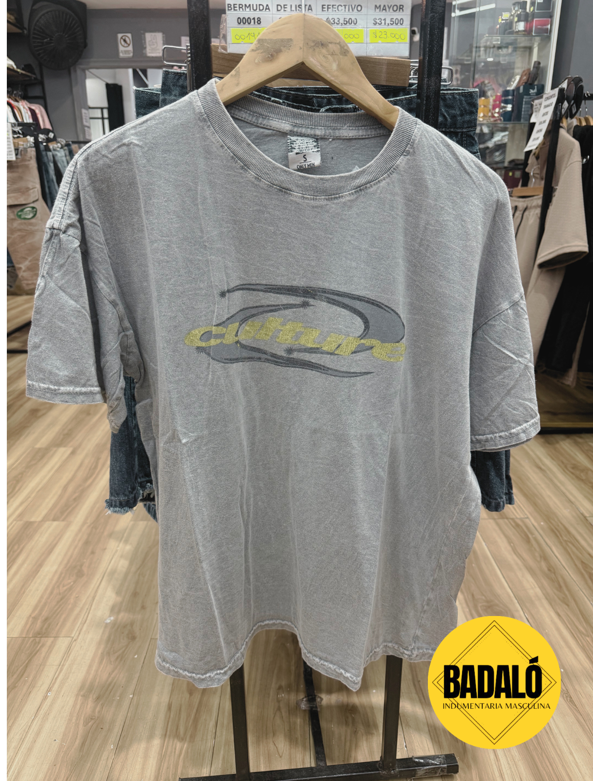 Remera gris clara Culture algodon