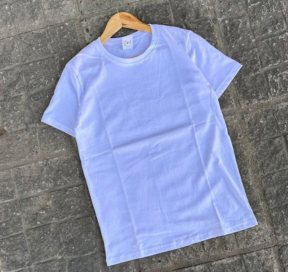 Remera Lisa Slim color blanco