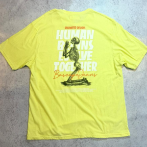 Remera amarilla Esqueleto dorso