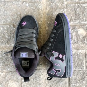 Zapatilla DC negro/violeta/ COD 371