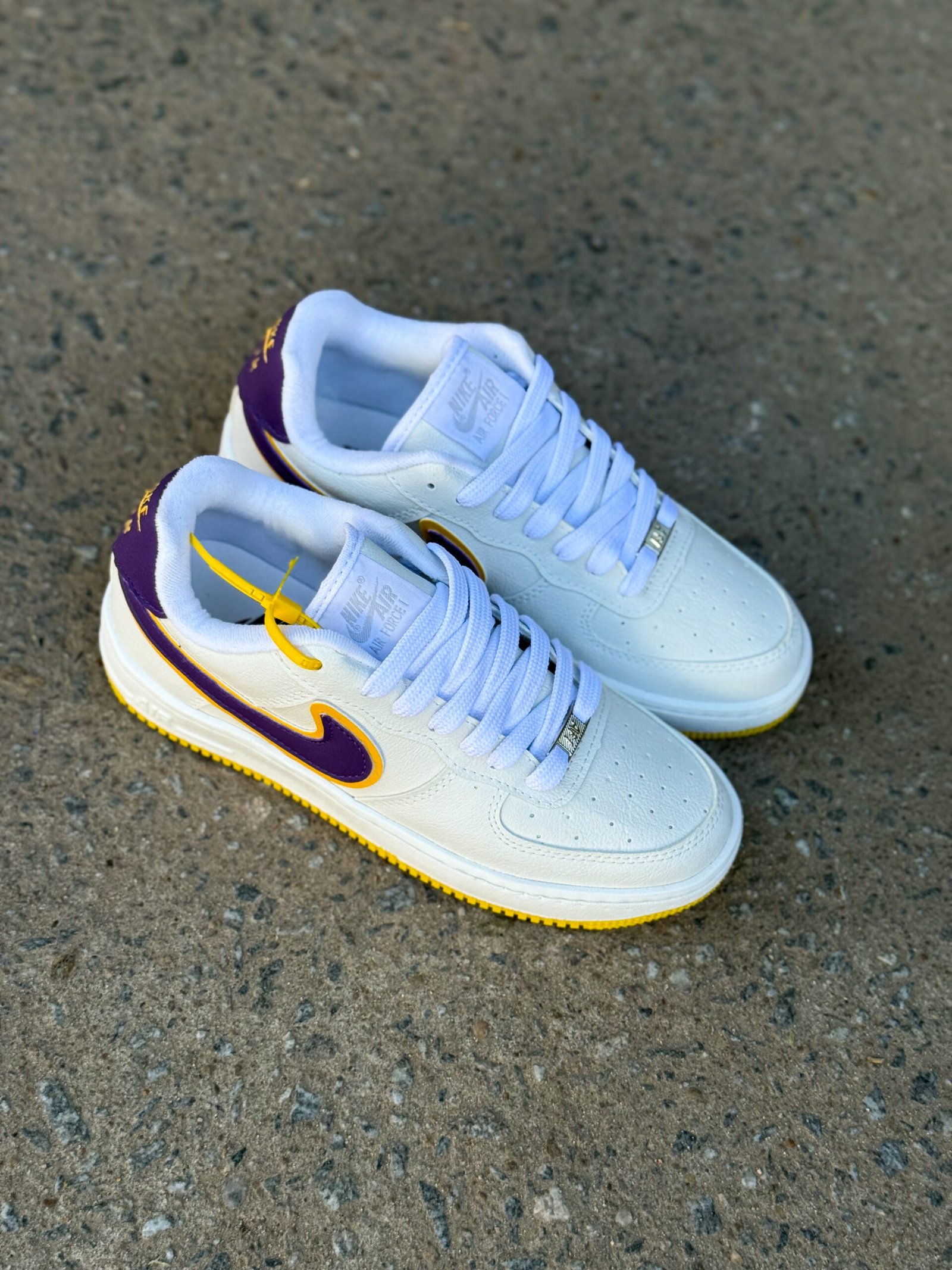 Zapatilla nike force laker/ COD 354 - Image 4