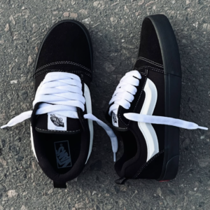 Zapatilla Vans knu negro linea blanca/ COD 357