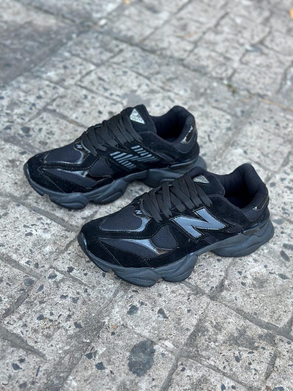 Zapatillas new balance negro/ COD 393