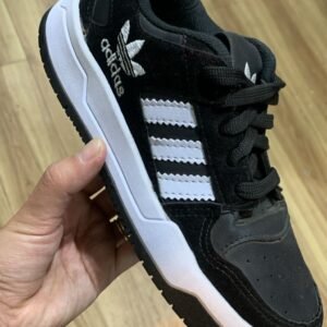 Zapatilla Adidas forum negro lineas blancas/ COD 390