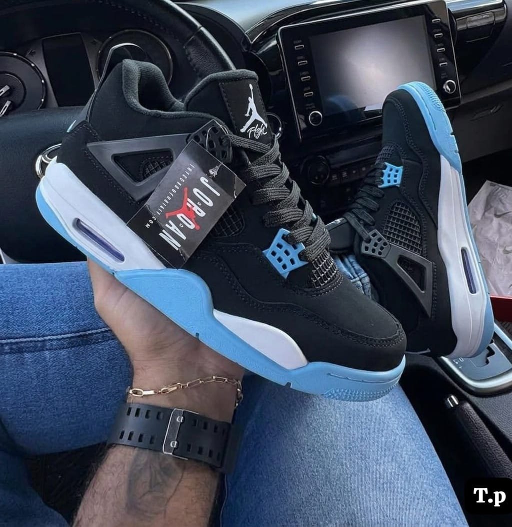 Jordan R4 celeste/ COD 420